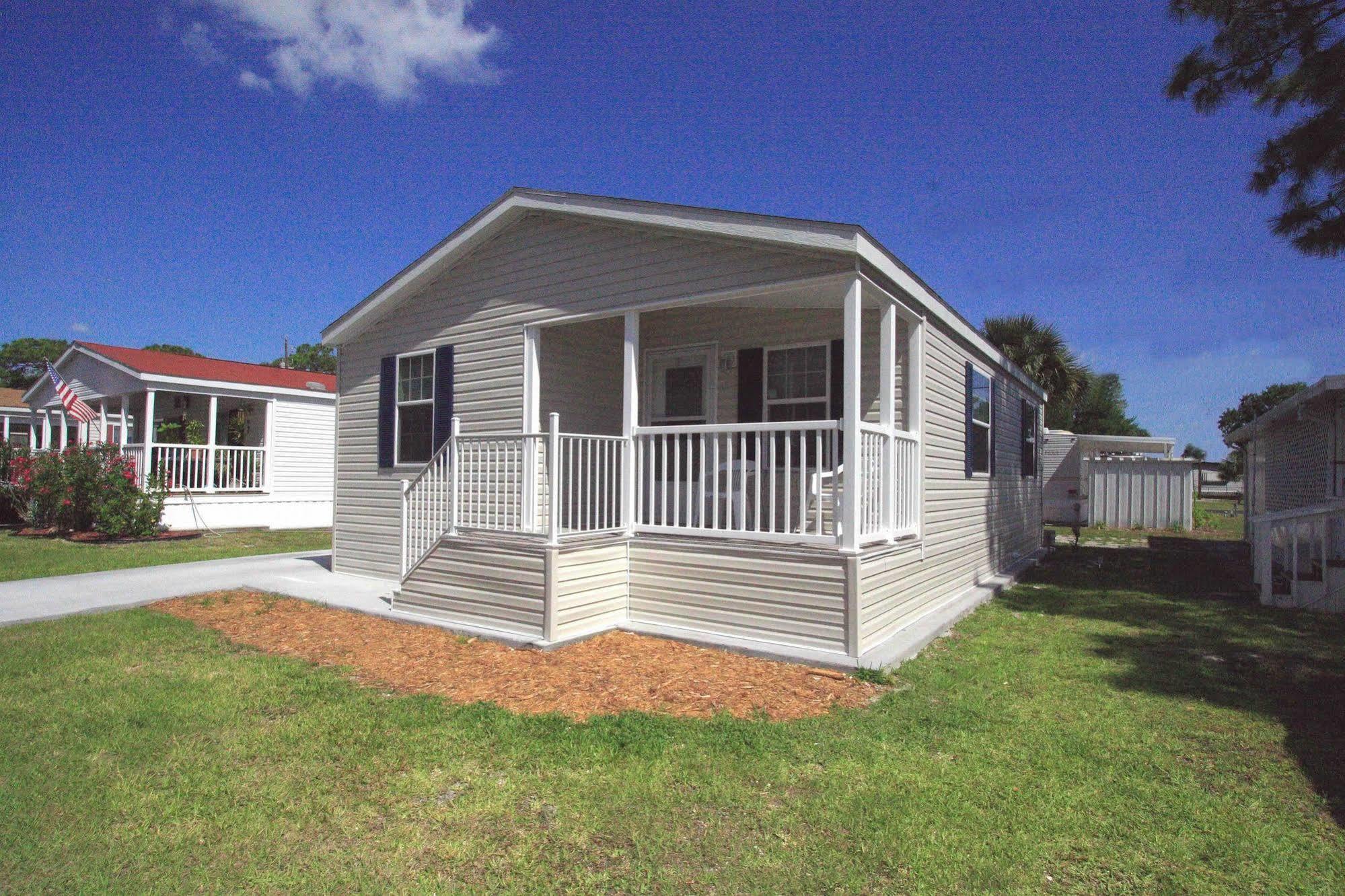 Groves Rv Resort Harlem Heights Exterior photo